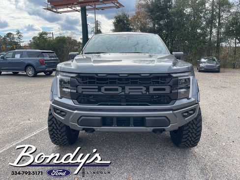 Used 2025 Ford F150 Raptor image 3