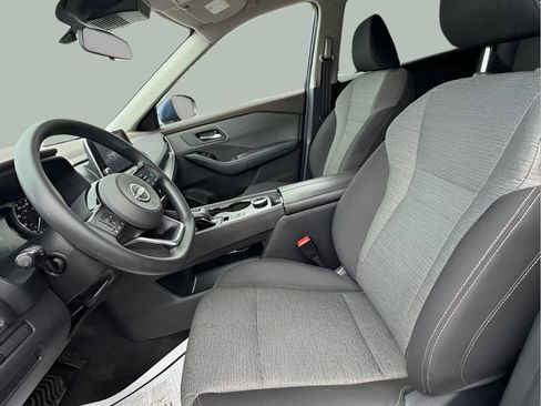 Used 2022 Nissan Rogue SV AWD/4WD image 6