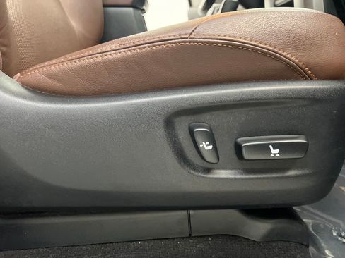 Used 2021 Toyota 4Runner Limited RWD image 26