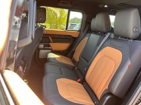 Used 2024 Land Rover Defender 130 X AWD/4WD image 20