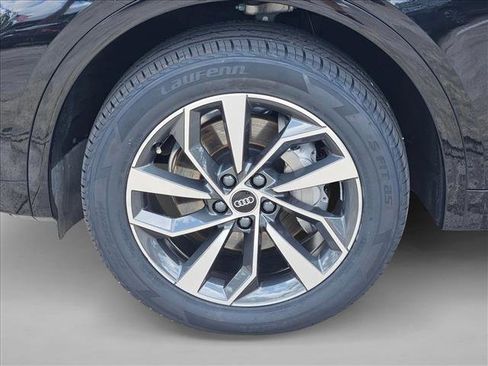 Used 2021 Audi Q5 Premium Plus image 22