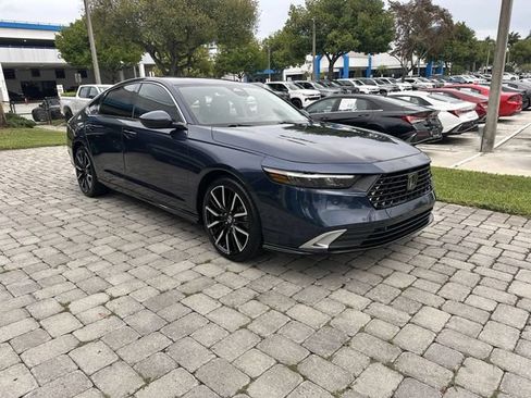 Used 2023 Honda Accord Touring image 16