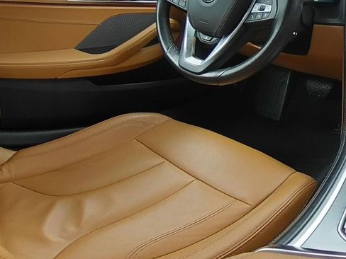 Used 2020 BMW 840i xDrive Coupe w/ Driving Assistance Package image 18