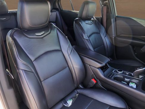 Used 2022 Cadillac XT4 Sport image 32