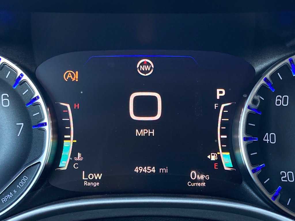Used 2021 Chrysler Pacifica Touring-L FWD image 16