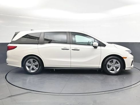 Used 2018 Honda Odyssey EX-L image 3