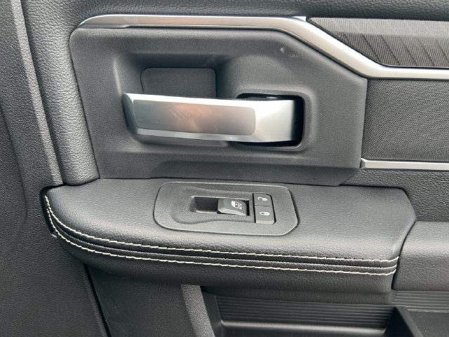 New 2026 RAM 3500 Big Horn AWD/4WD image 21