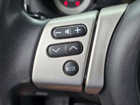 Used 2012 Toyota FJ Cruiser 4WD w/ Convenience Pkg image 22