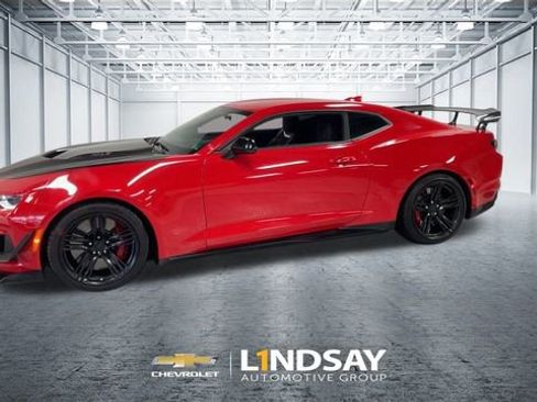 Used 2019 Chevrolet Camaro ZL1 image 6