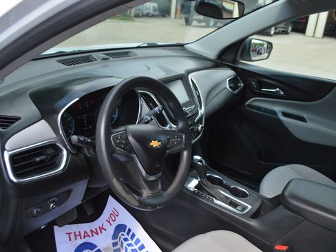 Used 2018 Chevrolet Equinox LS FWD image 14