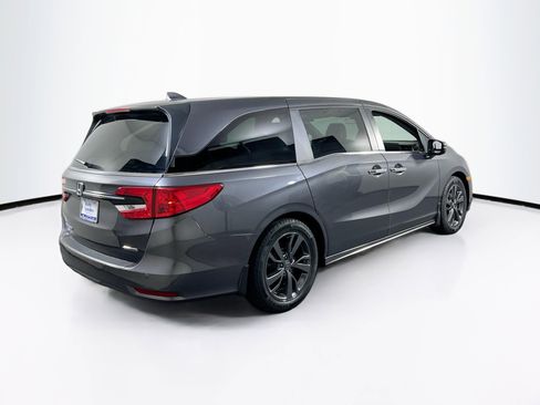 Used 2023 Honda Odyssey Touring image 5