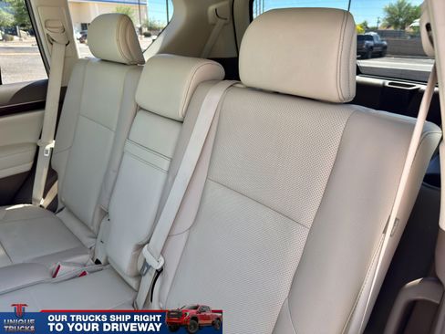 Used 2017 Lexus GX 460 Premium w/ Premium Package image 23