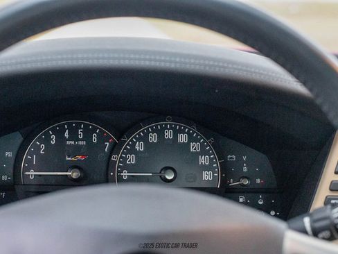 Used 2007 Cadillac XLR V image 36