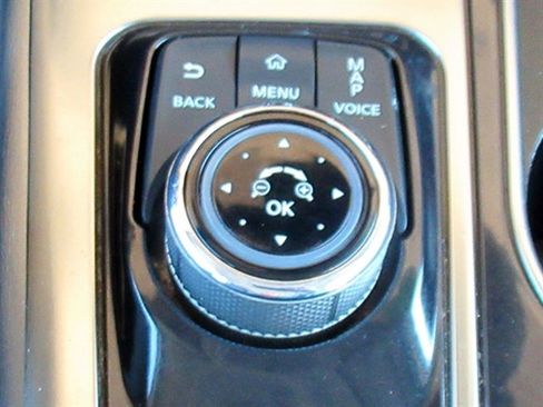 Used 2016 Nissan Maxima Platinum w/ Interior Lighting Package image 31