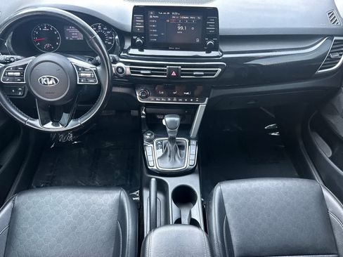 Used 2021 Kia Seltos EX AWD/4WD image 3