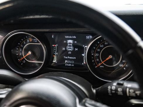 Used 2021 Jeep Wrangler Unlimited Sport AWD/4WD image 45