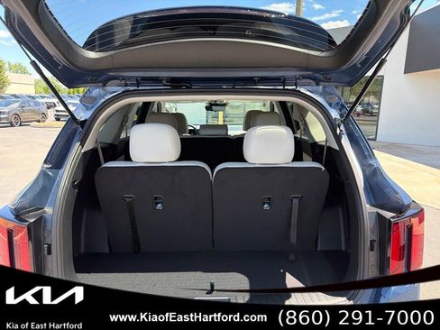 New 2026 Kia Sorento S w/ S Panoramic Sunroof Package AWD/4WD image 16