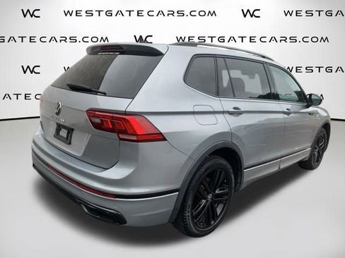 Used 2022 Volkswagen Tiguan SE R-Line image 8