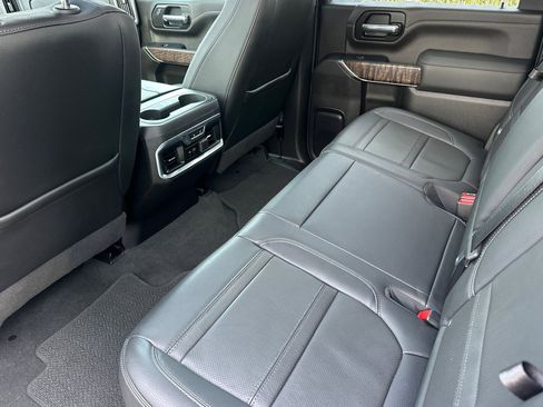 Used 2022 GMC Sierra 2500 Denali w/ Denali Ultimate Package image 14