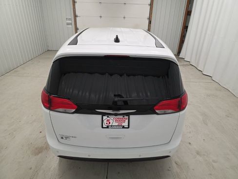 New 2026 Chrysler Voyager LX FWD image 6