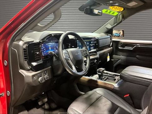 Certified 2024 Chevrolet Silverado 1500 RST w/ Convenience Package II AWD/4WD image 18