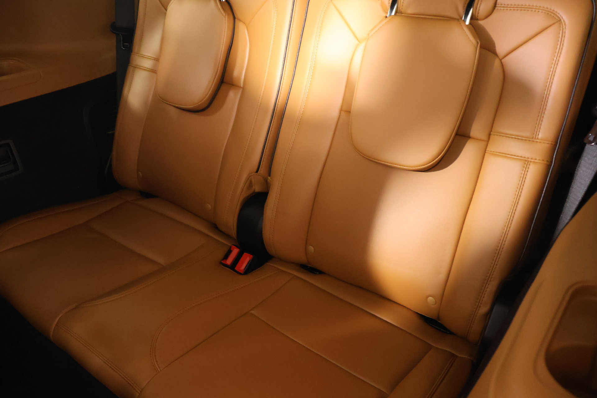 Certified 2025 Lincoln Aviator Black Label AWD/4WD image 13