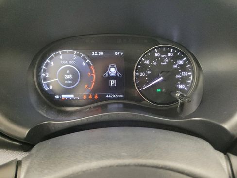 Used 2023 Nissan Kicks SR w/ SR Premium Package FWD image 23