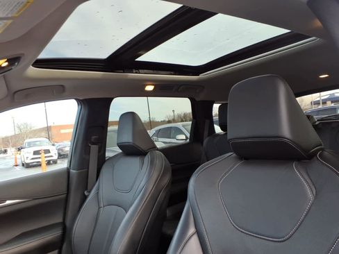 Certified 2023 INFINITI QX60 Pure image 14