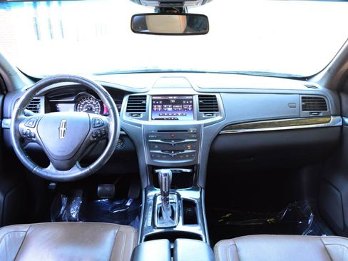 Used 2013 Lincoln MKS image 18
