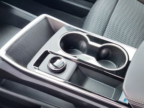 New 2026 Chevrolet Equinox LT image 18