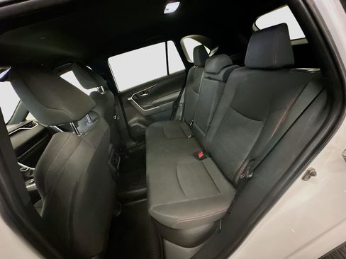 Used 2025 Toyota RAV4 SE AWD/4WD image 29