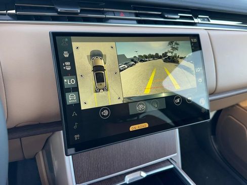 Certified 2024 Land Rover Range Rover SE AWD/4WD image 19