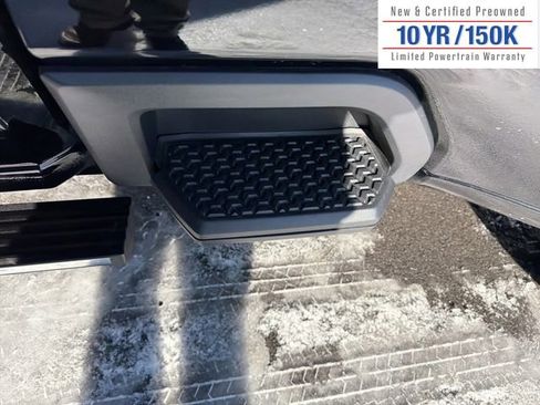 Used 2024 Chevrolet Silverado 3500 High Country w/ High Country Premium Package image 12