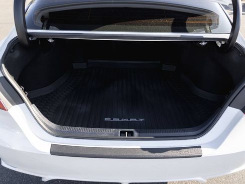 Certified 2023 Toyota Camry XSE FWD image 8