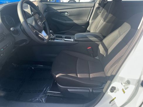 Used 2025 Nissan Sentra SV image 21