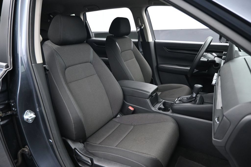 Used 2025 Honda CR-V LX image 17