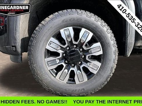 New 2026 GMC Sierra 2500 Denali w/ Technology Package AWD/4WD image 11