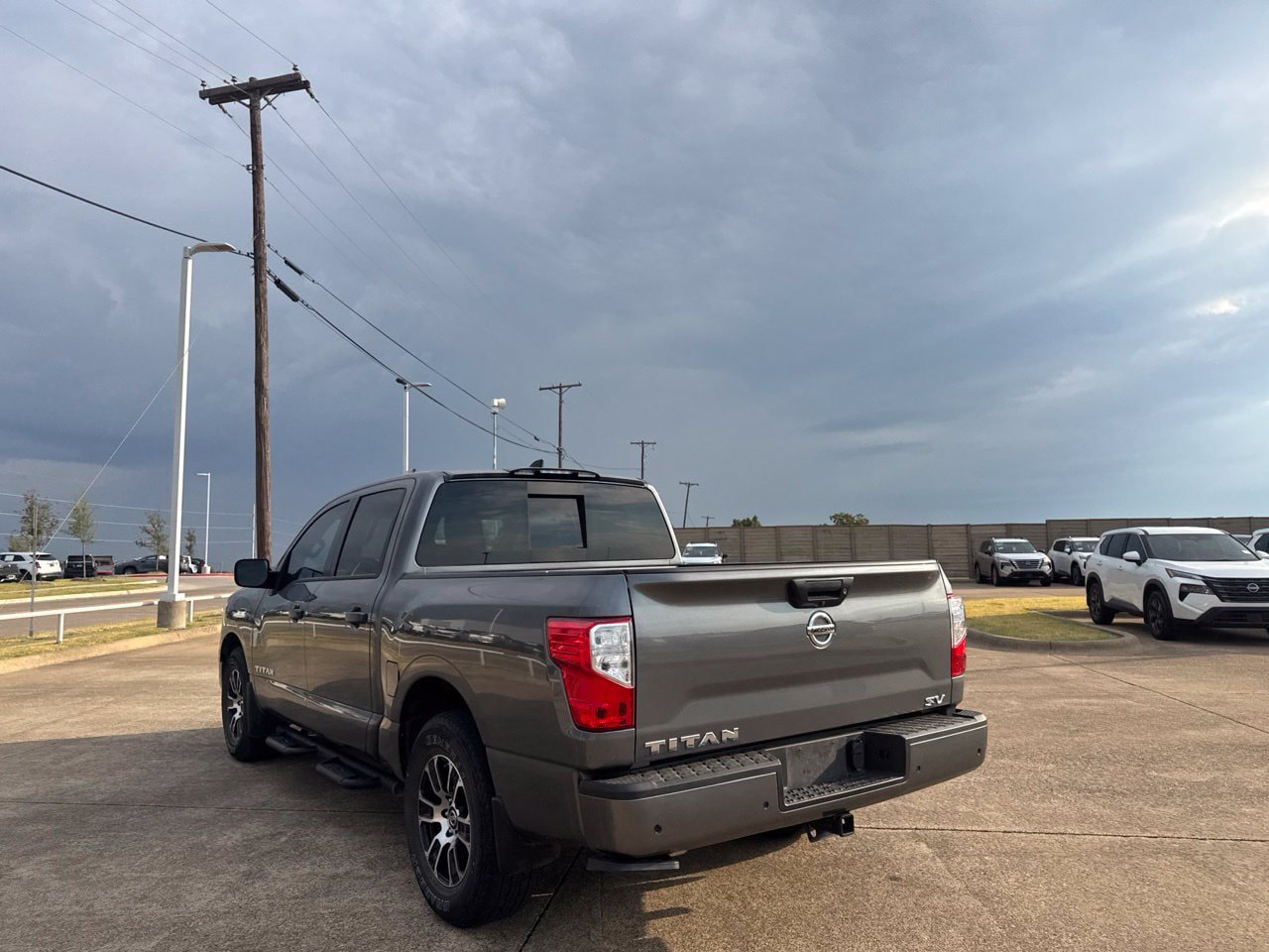 Certified 2022 Nissan Titan SV w/ Accessory Utility Package RWD image 18