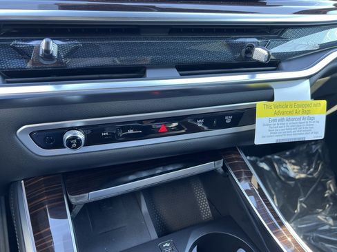 New 2026 BMW X5 xDrive40i image 12