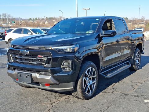 Certified 2023 Chevrolet Colorado Z71 w/ Z71 Convenience Package 2 image 3