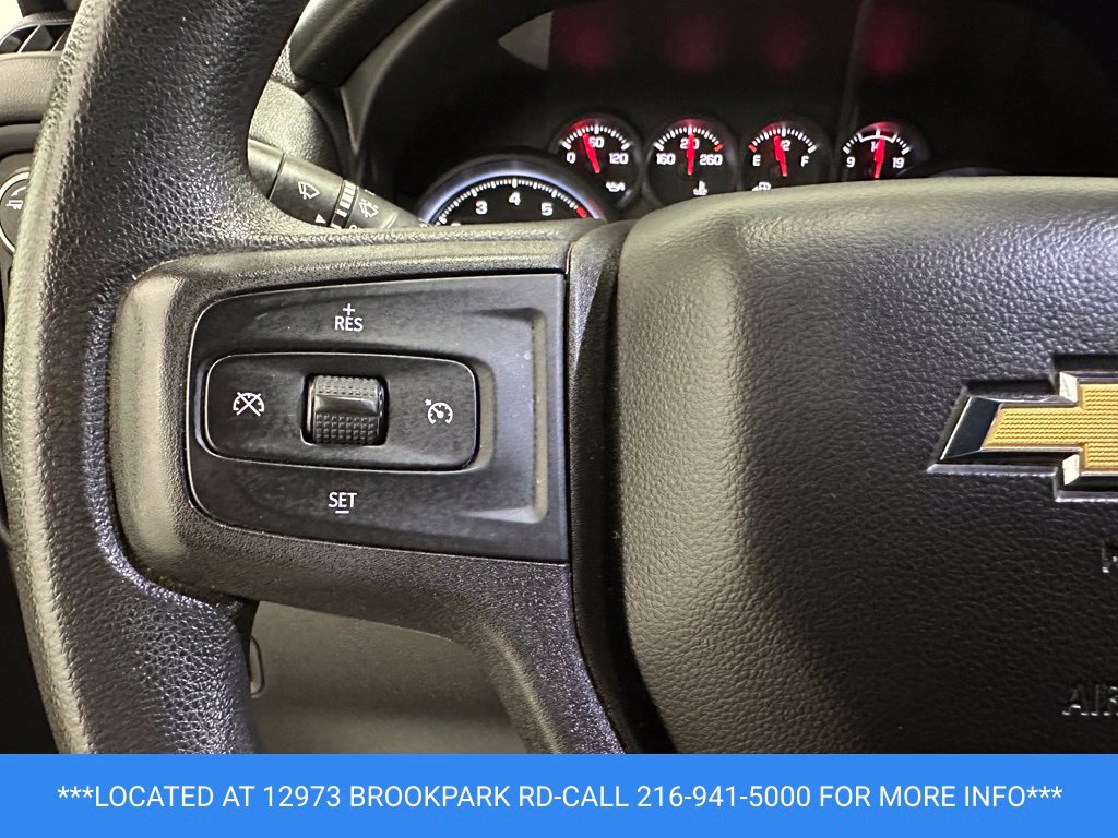 Used 2022 Chevrolet Silverado 2500 Custom w/ Custom Value Package AWD/4WD image 15