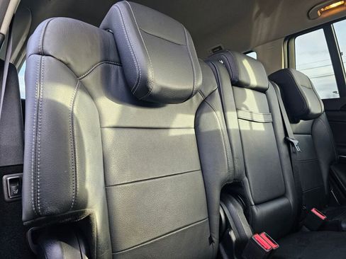 Used 2018 Mercedes-Benz GLS 550 4MATIC image 13