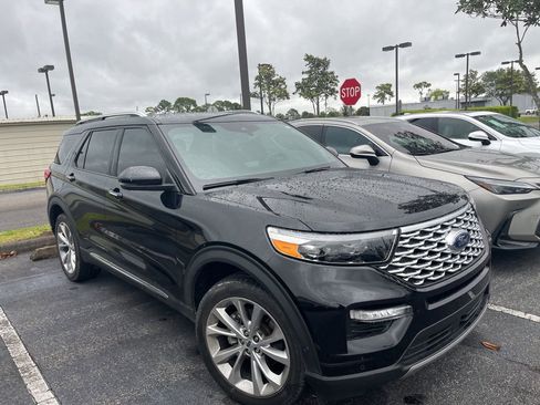Used 2021 Ford Explorer Platinum w/ Equipment Group 601A image 14