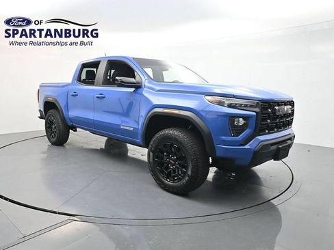 Used 2026 GMC Canyon Elevation RWD image 1