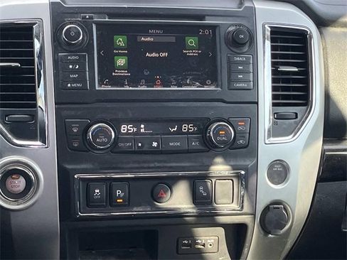Used 2019 Nissan Titan SV w/ SV Convenience Package image 15