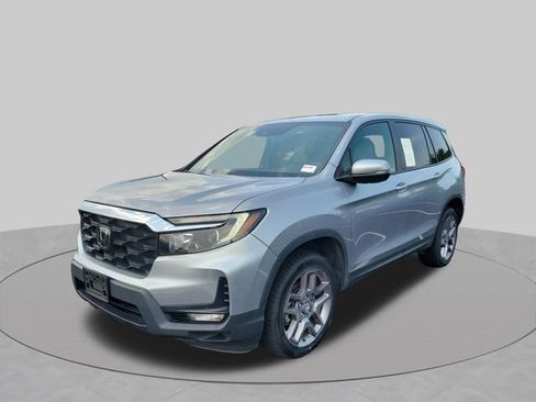 Used 2023 Honda Passport EX-L image 11