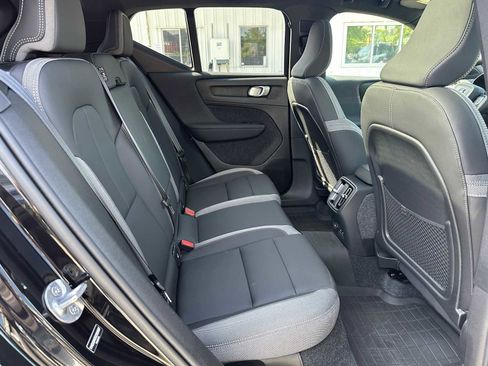 Used 2025 Volvo EX40 Plus w/ Climate Package RWD image 12