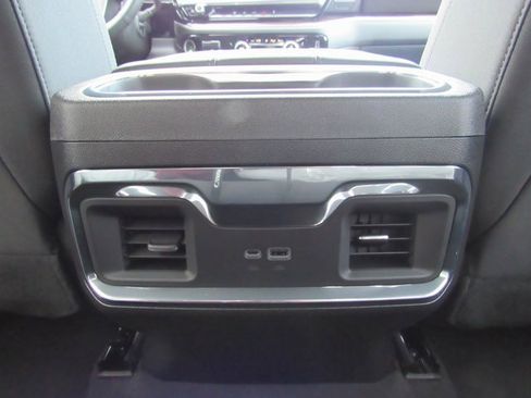 Used 2024 GMC Sierra 2500 SLE w/ SLE Convenience Package image 24