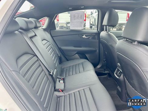 Used 2024 Kia Forte GT-Line w/ GT-Line Premium Package image 17