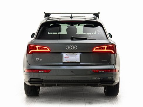 Used 2020 Audi Q5 2.0T Titanium Premium Plus w/ Premium Plus Package image 33